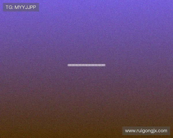 齐鲁超赛烟台赛区首战落幕球迷自发清理看台展现文明风采 齐鲁超赛烟台赛区首战落幕球迷自发清理看台展现文明风采