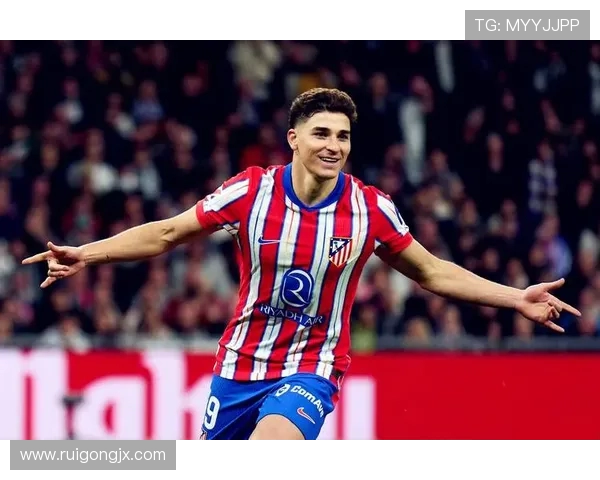 阿尔瓦雷斯谈青训选择与身高困扰：年龄小不加入皇马身高从未影响我